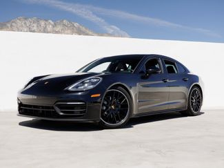 Certified 2022 Porsche Panamera Platinum Edition image 1