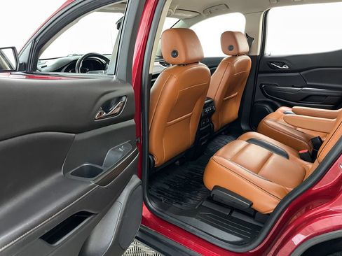 Used 2019 GMC Acadia SLT AWD/4WD image 44