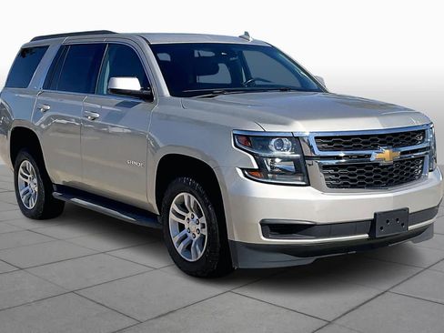 Used 2017 Chevrolet Tahoe LT image 3