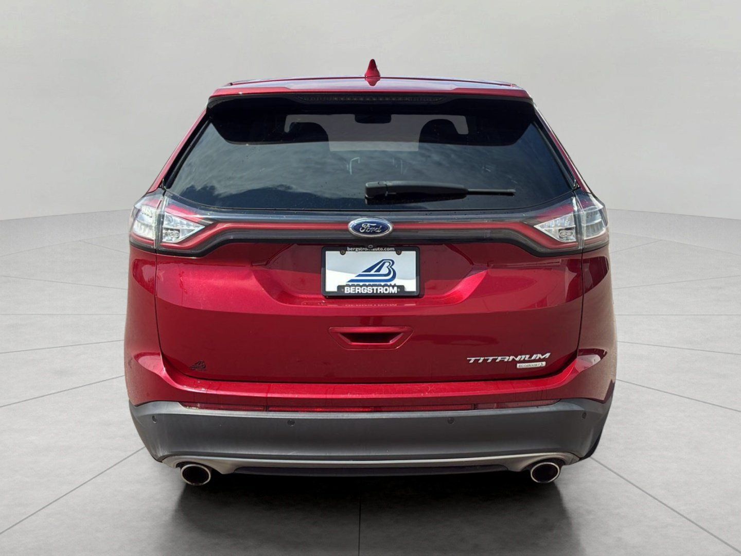 Used 2017 Ford Edge Titanium w/ Technology Package FWD image 6