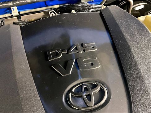 Used 2017 Toyota Tacoma TRD Sport RWD image 32