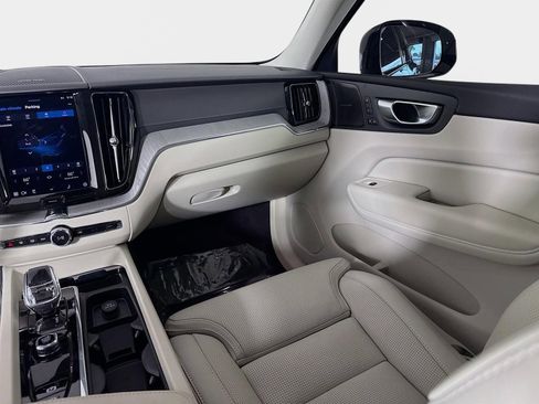 Used 2025 Volvo XC60 T8 Ultra w/ Protection Package Premier image 26