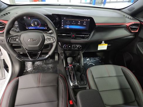 New 2026 Chevrolet TrailBlazer RS w/ Convenience Package AWD/4WD image 11