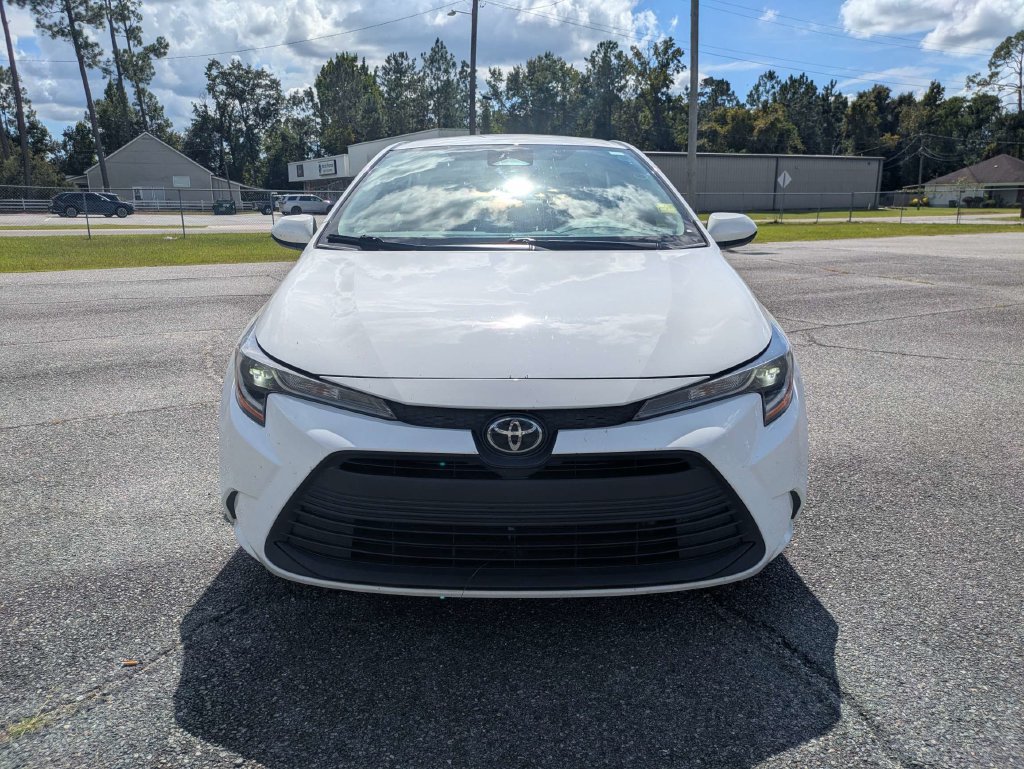 Used 2023 Toyota Corolla LE FWD image 10