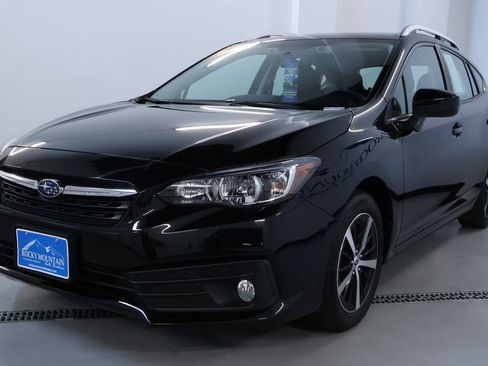 Used 2022 Subaru Impreza 2.0i Premium AWD/4WD image 3