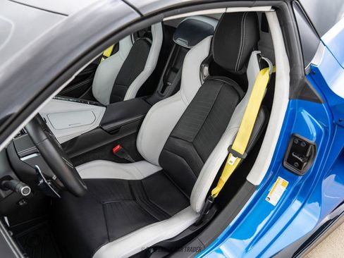 Used 2024 Chevrolet Corvette Stingray Premium Conv w/ Stealth Interior Trim Package image 33