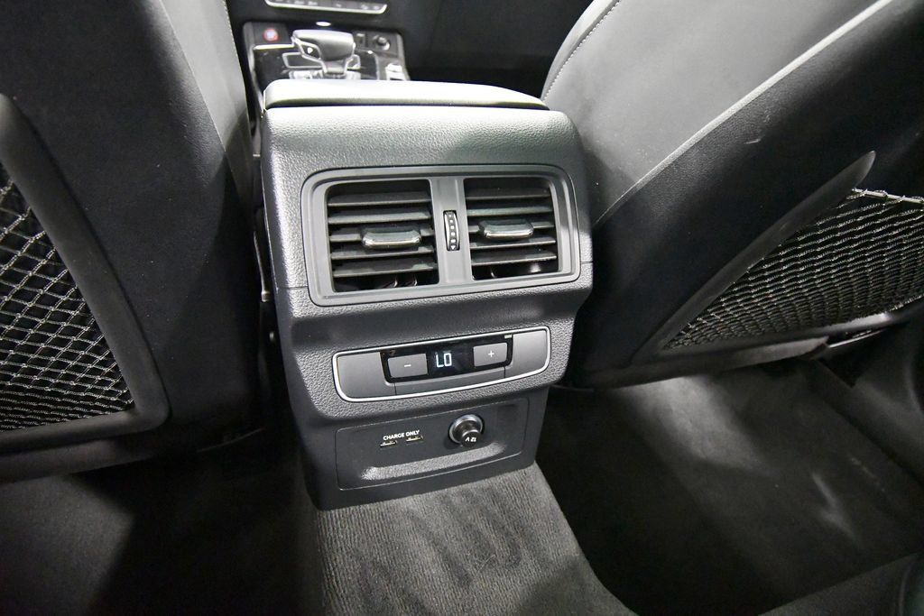 Used 2023 Audi SQ5 Premium Plus w/ Premium Plus Package AWD/4WD image 15