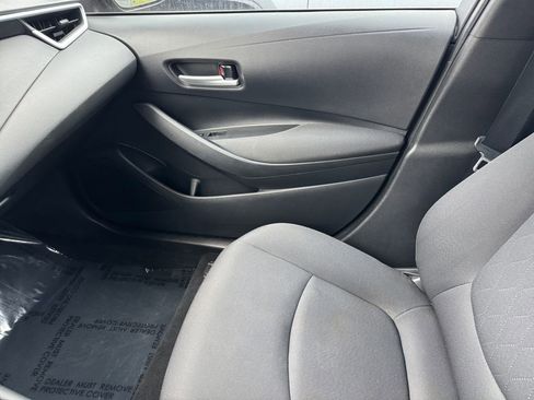 Certified 2020 Toyota Corolla LE FWD image 30