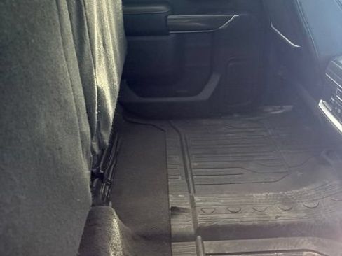 Used 2019 GMC Sierra 1500 AT4 w/ Off Road Performance Package AWD/4WD image 19