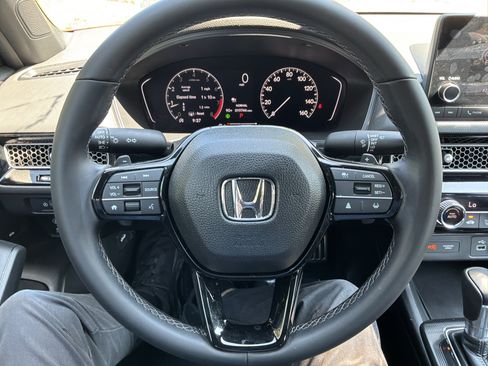 Used 2023 Honda Civic Sport image 18