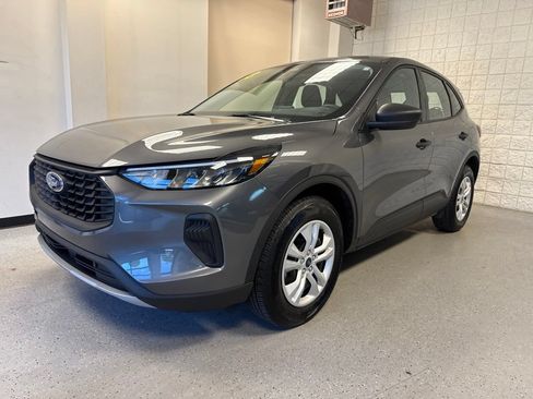 Used 2023 Ford Escape AWD image 13