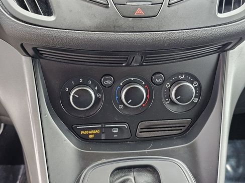 Used 2016 Ford Escape SE FWD image 28