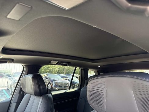 New 2027 Cadillac Vistiq Sport w/ LPO, Floor Liner Package AWD/4WD image 33