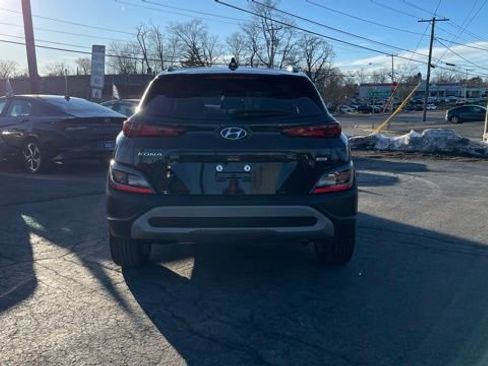 Used 2023 Hyundai Kona SEL image 8