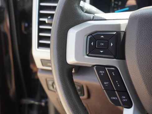 Used 2020 Ford F150 King Ranch w/ Equipment Group 601A Luxury AWD/4WD image 30