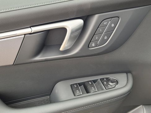 New 2026 Buick Enclave Sport Touring w/ Power Package image 9