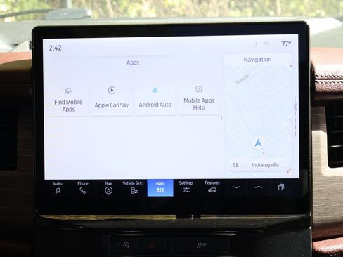 Used 2024 Ford Expedition Limited image 15