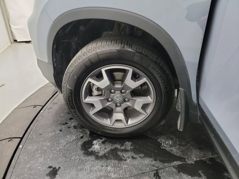 Certified 2022 Honda Passport TrailSport image 28