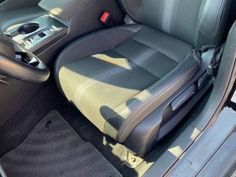 Used 2025 Honda Civic Sport image 23