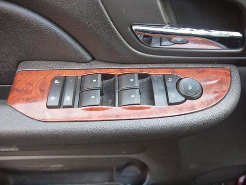 Used 2008 Chevrolet Avalanche LT w/ Convenience Package #1 image 8