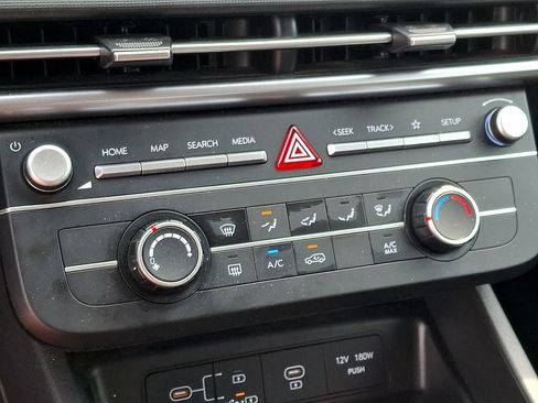 Used 2025 Hyundai Tucson SE FWD image 15
