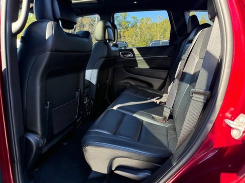 Used 2020 Jeep Grand Cherokee Limited image 23