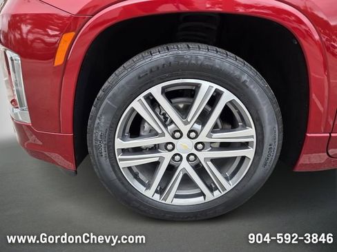 Certified 2023 Chevrolet Traverse High Country FWD image 11