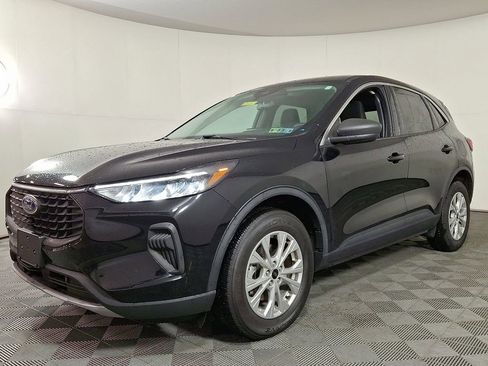 Used 2023 Ford Escape Active AWD/4WD image 6