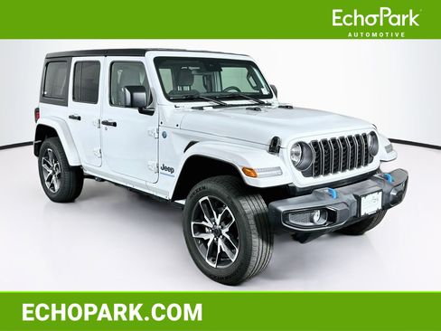 Used 2024 Jeep Wrangler Unlimited AWD/4WD image 1
