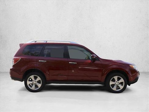 Used 2013 Subaru Forester 2.5XT Touring AWD/4WD image 4