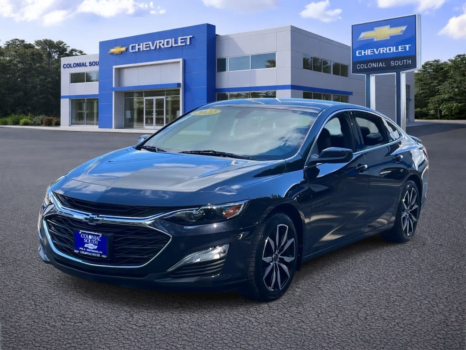 Used 2022 Chevrolet Malibu RS FWD image 2