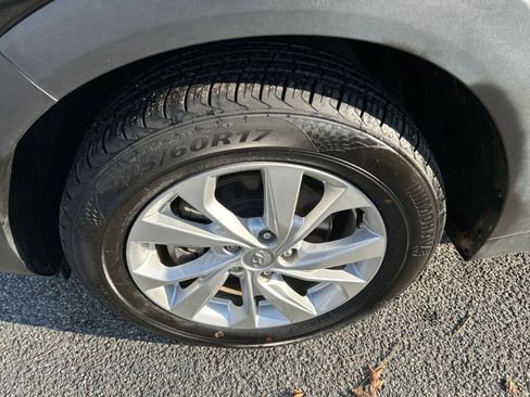 Used 2020 Hyundai Tucson SE w/ Cargo Package image 11