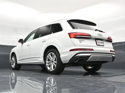 Used 2025 Audi Q7 3.0T Premium Plus AWD/4WD image 58