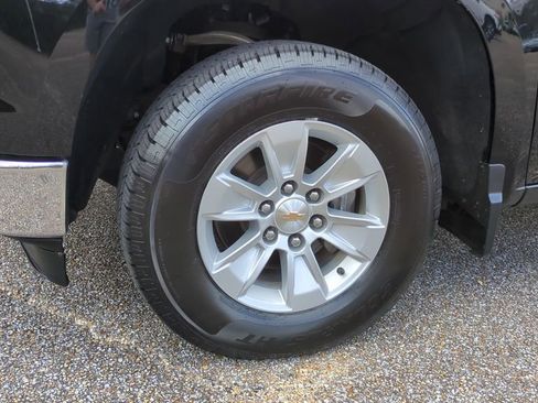 Used 2025 Chevrolet Silverado 1500 LT image 10