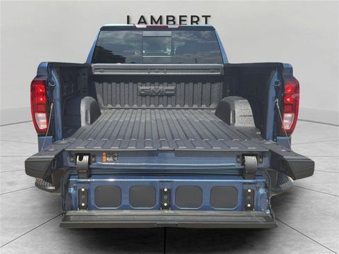 New 2026 GMC Sierra 1500 Elevation w/ Elevation Premium Package AWD/4WD image 10