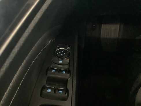 Used 2017 Ford Fusion Titanium FWD image 27