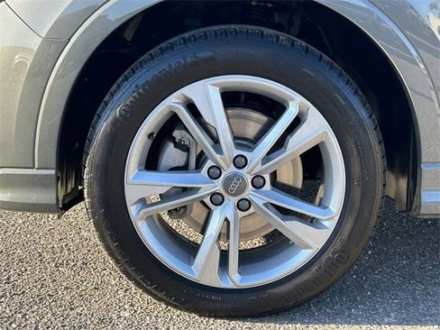 Used 2020 Audi Q3 2.0T Premium w/ Convenience Package image 10