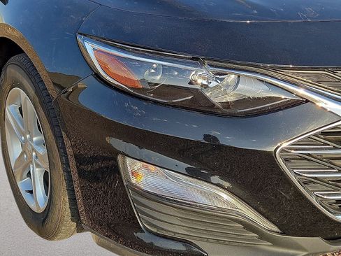Used 2022 Chevrolet Malibu LS w/ Driver Confidence Package II FWD image 8