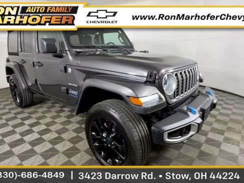 Used 2024 Jeep Wrangler Unlimited Sahara w/ Technology Group AWD/4WD image 1