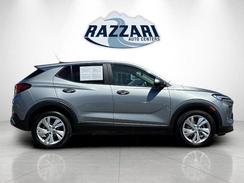Used 2024 Buick Encore GX Preferred FWD image 2