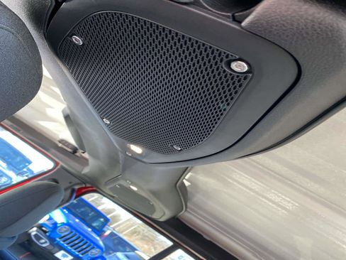 Certified 2025 Jeep Wrangler Sport S image 8