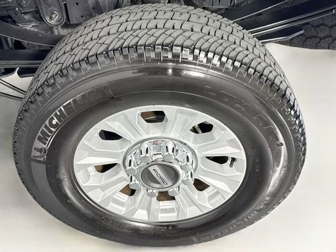 Used 2019 Ford F250 XLT w/ XLT Value Package AWD/4WD image 31