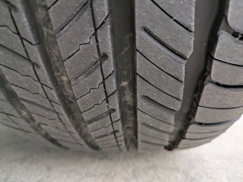 Certified 2022 Genesis G70 3.3T image 10