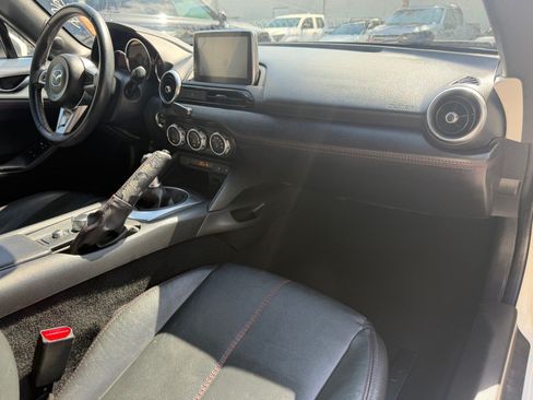 Used 2016 MAZDA MX-5 Miata Grand Touring RWD image 22