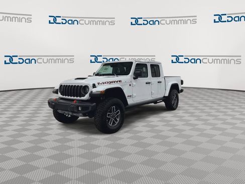 New 2026 Jeep Gladiator Mojave image 4