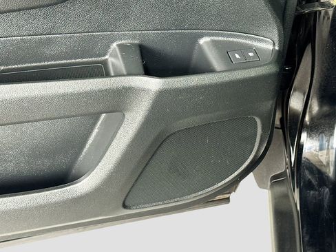 Used 2016 Honda Pilot Touring image 17