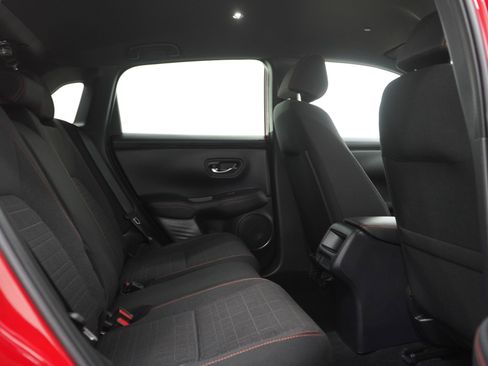Used 2024 Honda HR-V Sport image 12