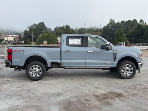 New 2026 Ford F250 Lariat w/ Lariat Ultimate Package AWD/4WD image 2