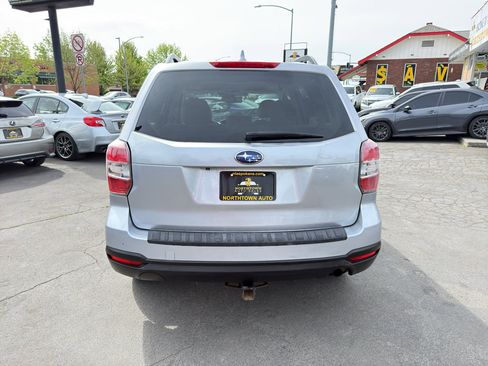 Used 2016 Subaru Forester 2.5i Premium AWD/4WD image 6