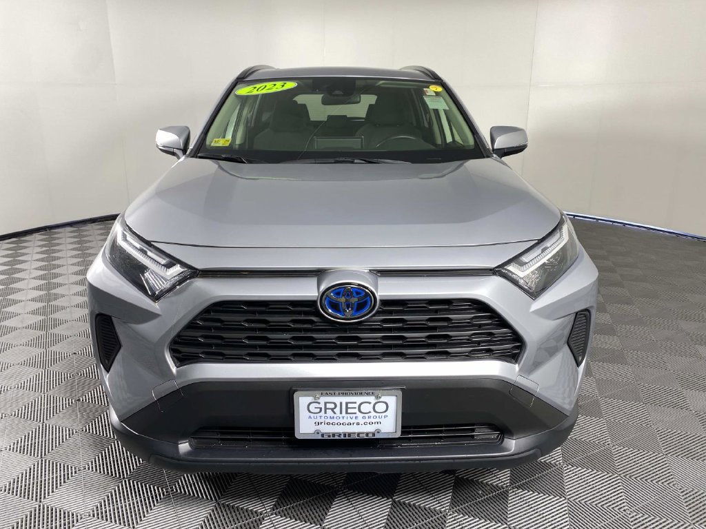 Used 2023 Toyota RAV4 XLE w/ Convenience Package AWD/4WD image 3